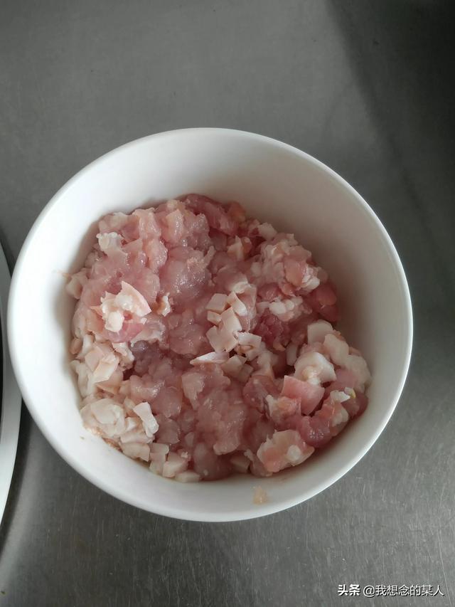 粉絲肉包的餡怎么調(diào)，粉絲肉包餡怎么調(diào)？